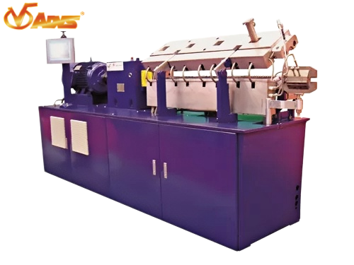 Bom preço Extrusora de parafuso duplo em escala de laboratório com diâmetro de parafuso de 27 mm e design de cilindro dividido para tensão industrial de 380 V on-line